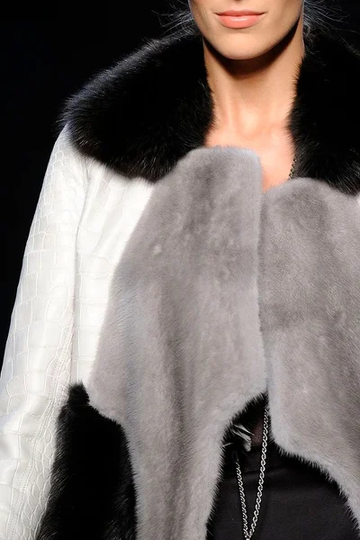 Look 2